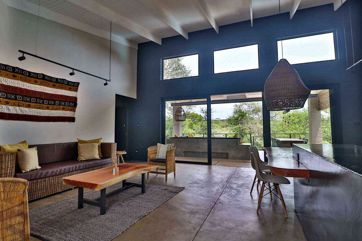 🦒 Umkhaya | Contemporary 2 Bedroom Self-Catering Home, Marloth Park, Mpumalanga