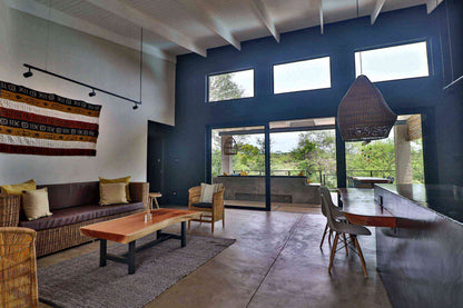 🦒 Umkhaya | Contemporary 2 Bedroom Self-Catering Home, Marloth Park, Mpumalanga