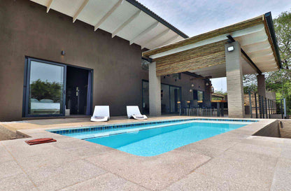 🦒 Umkhaya | Contemporary 2 Bedroom Self-Catering Home, Marloth Park, Mpumalanga