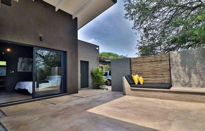 🦒 Umkhaya | Contemporary 2 Bedroom Self-Catering Home, Marloth Park, Mpumalanga
