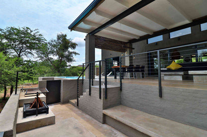 🦒 Umkhaya | Contemporary 2 Bedroom Self-Catering Home, Marloth Park, Mpumalanga