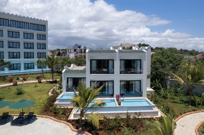 Twin Room with Patio, Sea View & Walk-In Pool ✨🌊