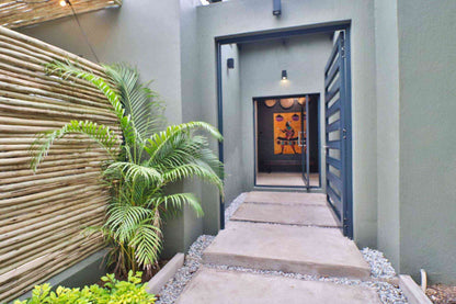 🦒 Chelsea Villa | Stylish 3 Bedroom Self-Catering Home, Marloth Park, Mpumalanga