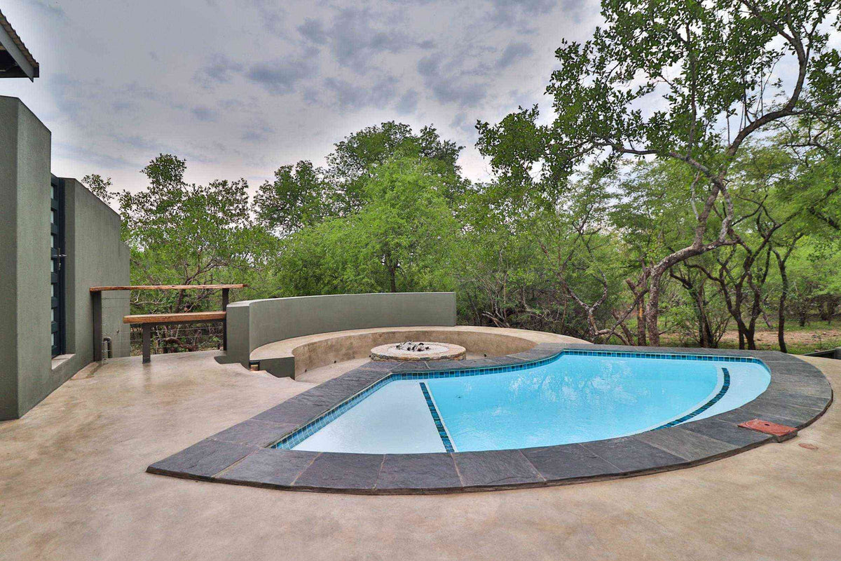 🦒 Chelsea Villa | Stylish 3 Bedroom Self-Catering Home, Marloth Park, Mpumalanga