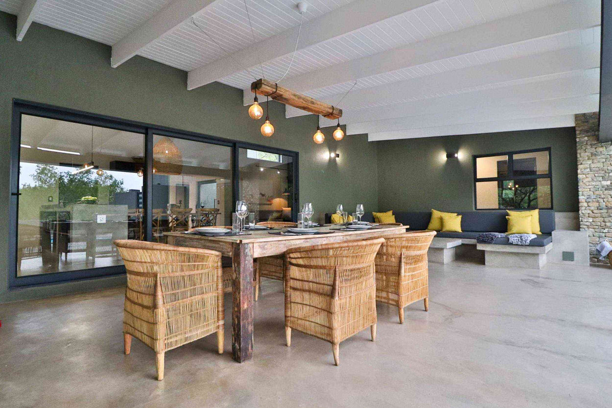 🦒 Chelsea Villa | Stylish 3 Bedroom Self-Catering Home, Marloth Park, Mpumalanga