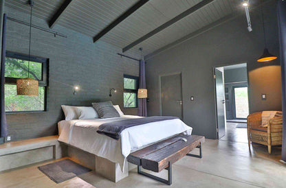 🦒 Chelsea Villa | Stylish 3 Bedroom Self-Catering Home, Marloth Park, Mpumalanga