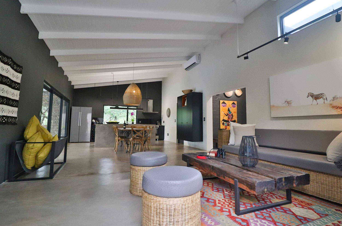 🦒 Chelsea Villa | Stylish 3 Bedroom Self-Catering Home, Marloth Park, Mpumalanga