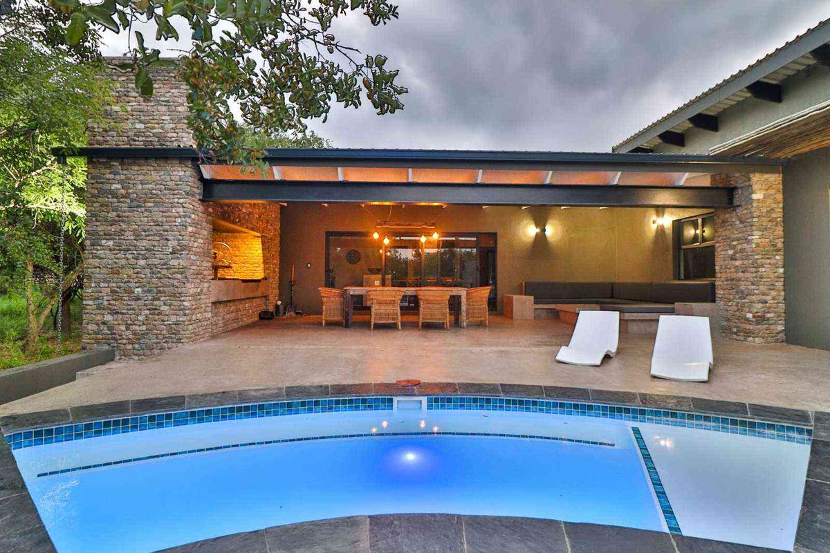 🦒 Chelsea Villa | Stylish 3 Bedroom Self-Catering Home, Marloth Park, Mpumalanga
