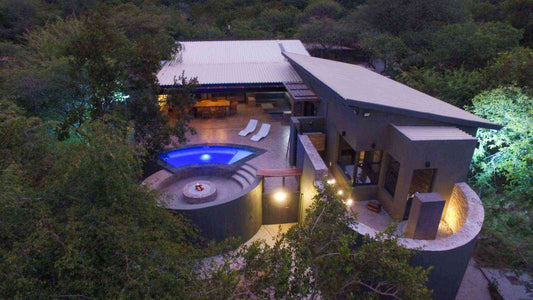 🦒 Chelsea Villa | Stylish 3 Bedroom Self-Catering Home, Marloth Park, Mpumalanga
