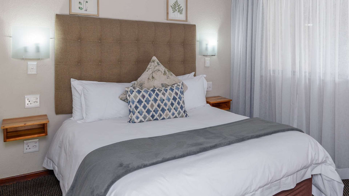 🏔️ Superior Villa with Patio | Kiara Lodge, Free State