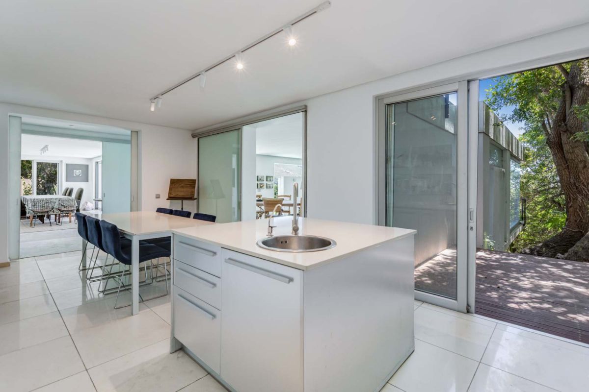 🌆 At Altitude Cape Town | Luxury 4 Bedroom Villa, Higgovale, Cape Town