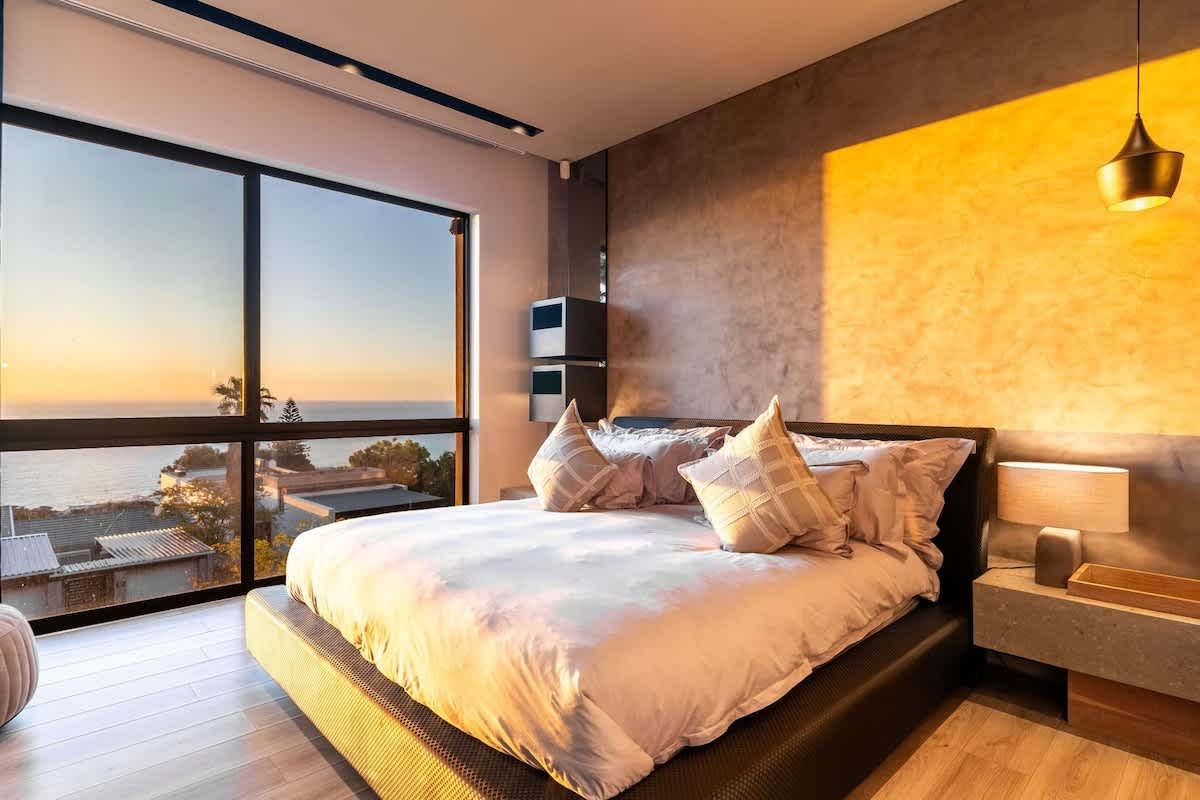 Sapphire Seas – Where Ocean Views Become Unforgettable Memories