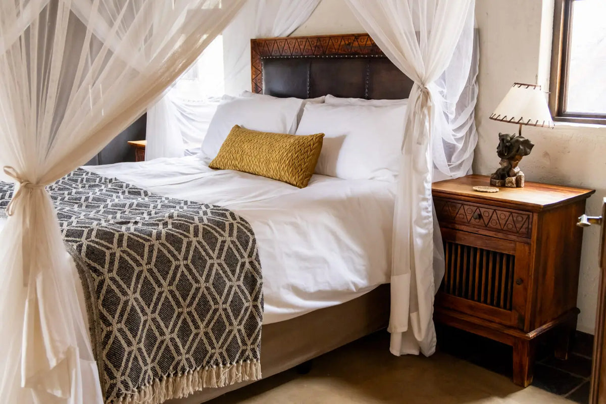 🌿 Marula Villa – Your Private Luxury Bush Escape in Hoedspruit
