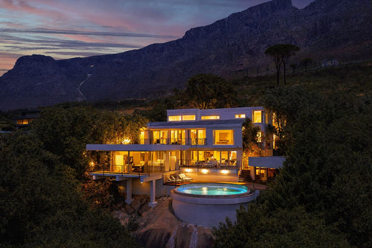 🌆 At Altitude Cape Town | Luxury 4 Bedroom Villa, Higgovale, Cape Town