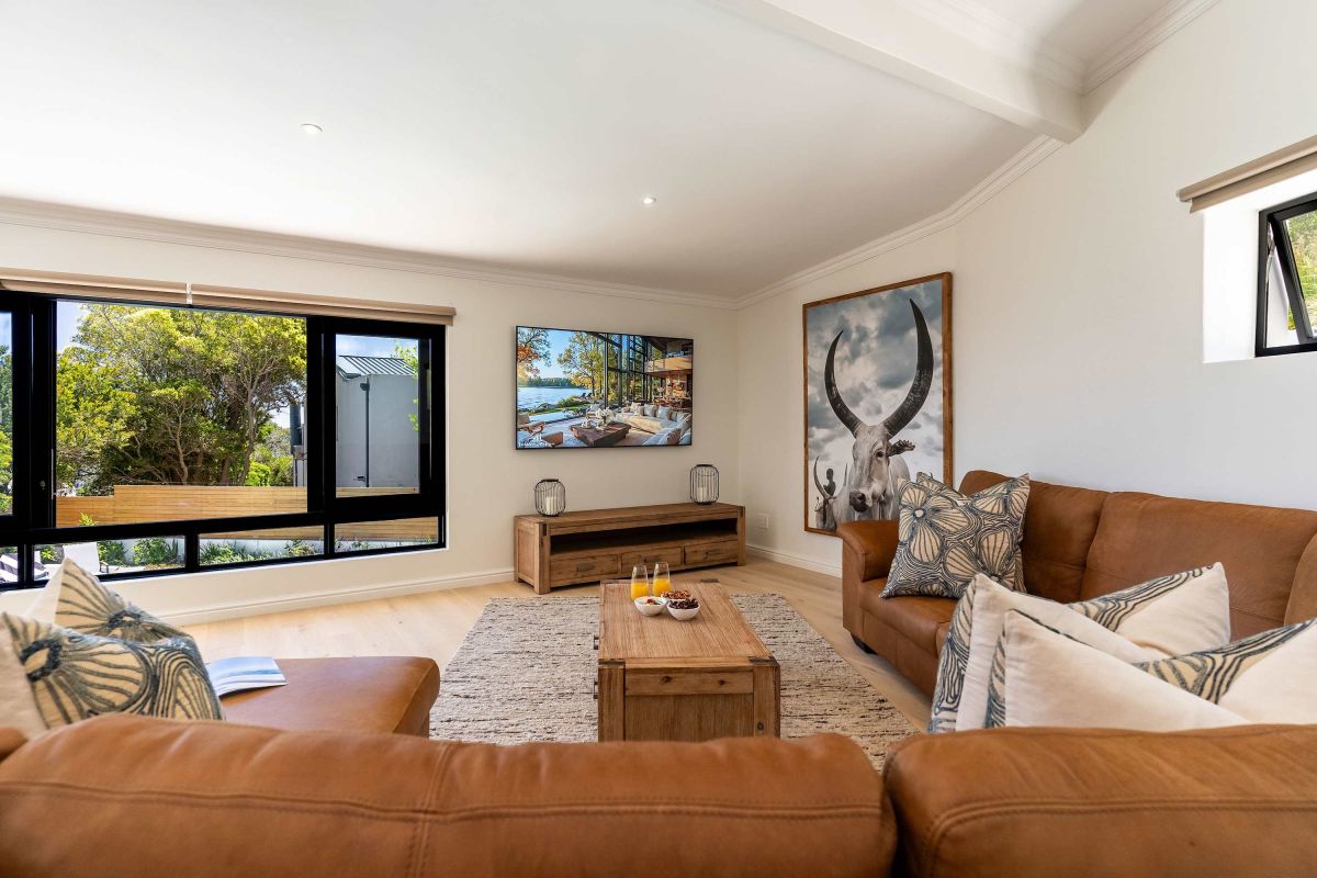 🌊 Crystal Bay Villa | Luxury 4 Bedroom Villa, Bakoven, Camps Bay, Cape Town