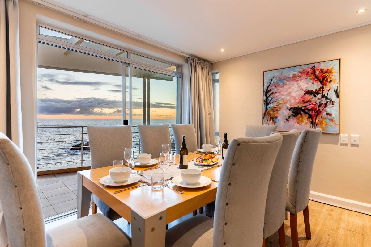 🌅 Sunset Azure Villa | Luxury 7 Bedroom Villa, Bakoven, Cape Town
