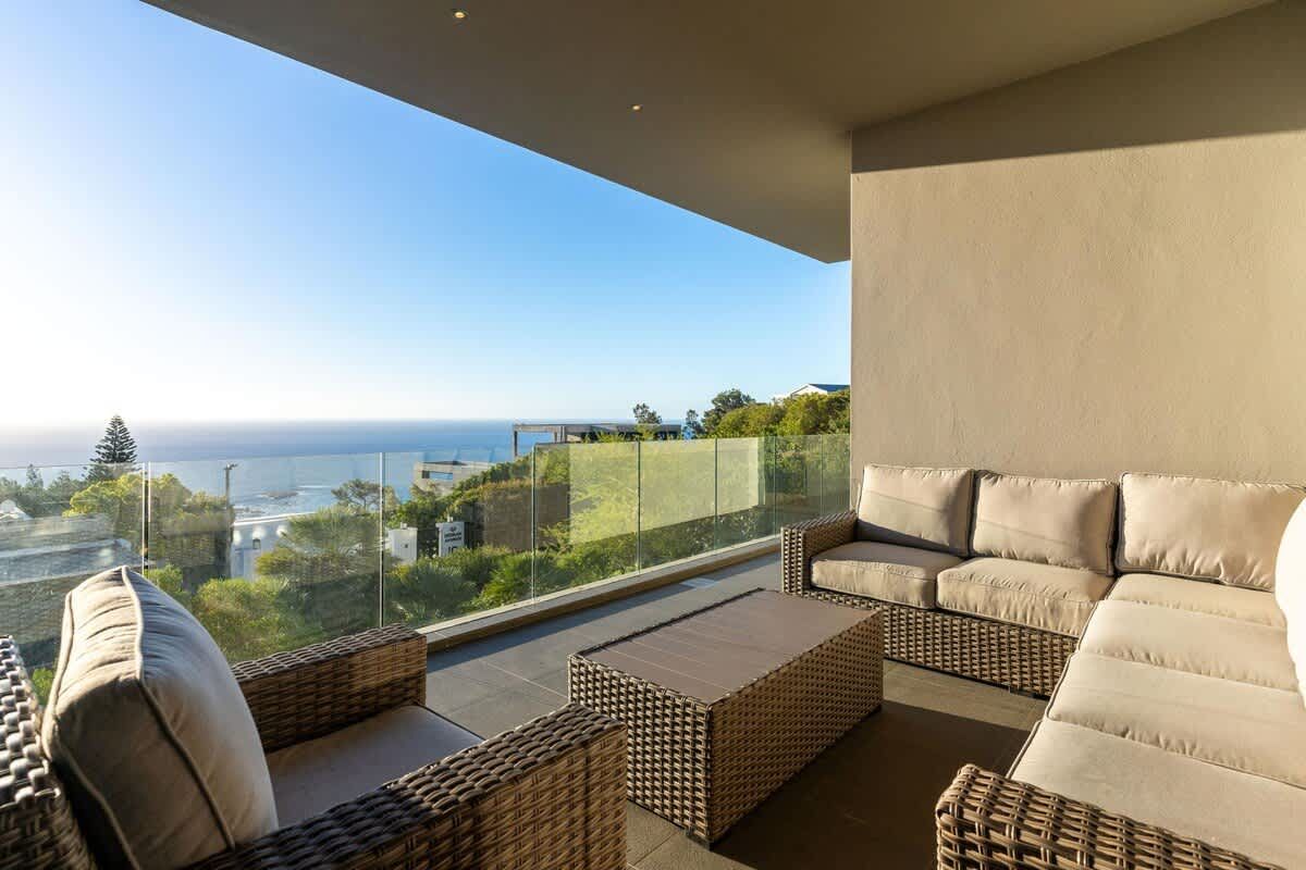 Sapphire Seas – Where Ocean Views Become Unforgettable Memories