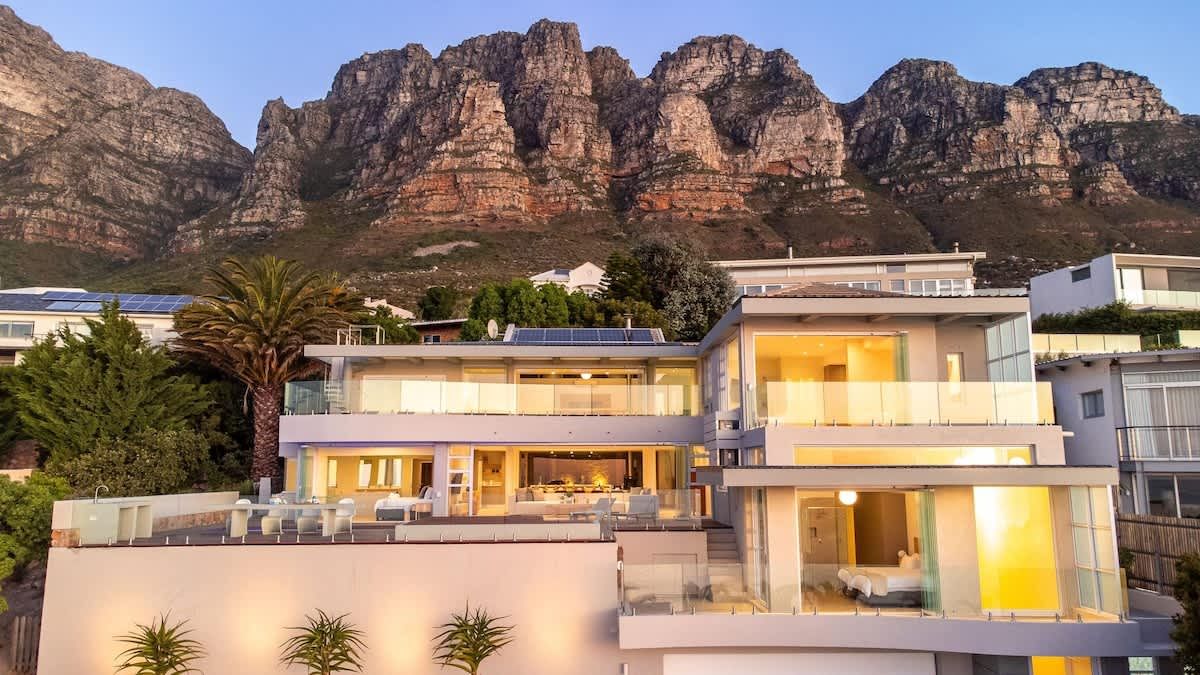 🌊 The Summit at Camps Bay | Luxury 6 Bedroom Villa, Camps Bay, Cape Town