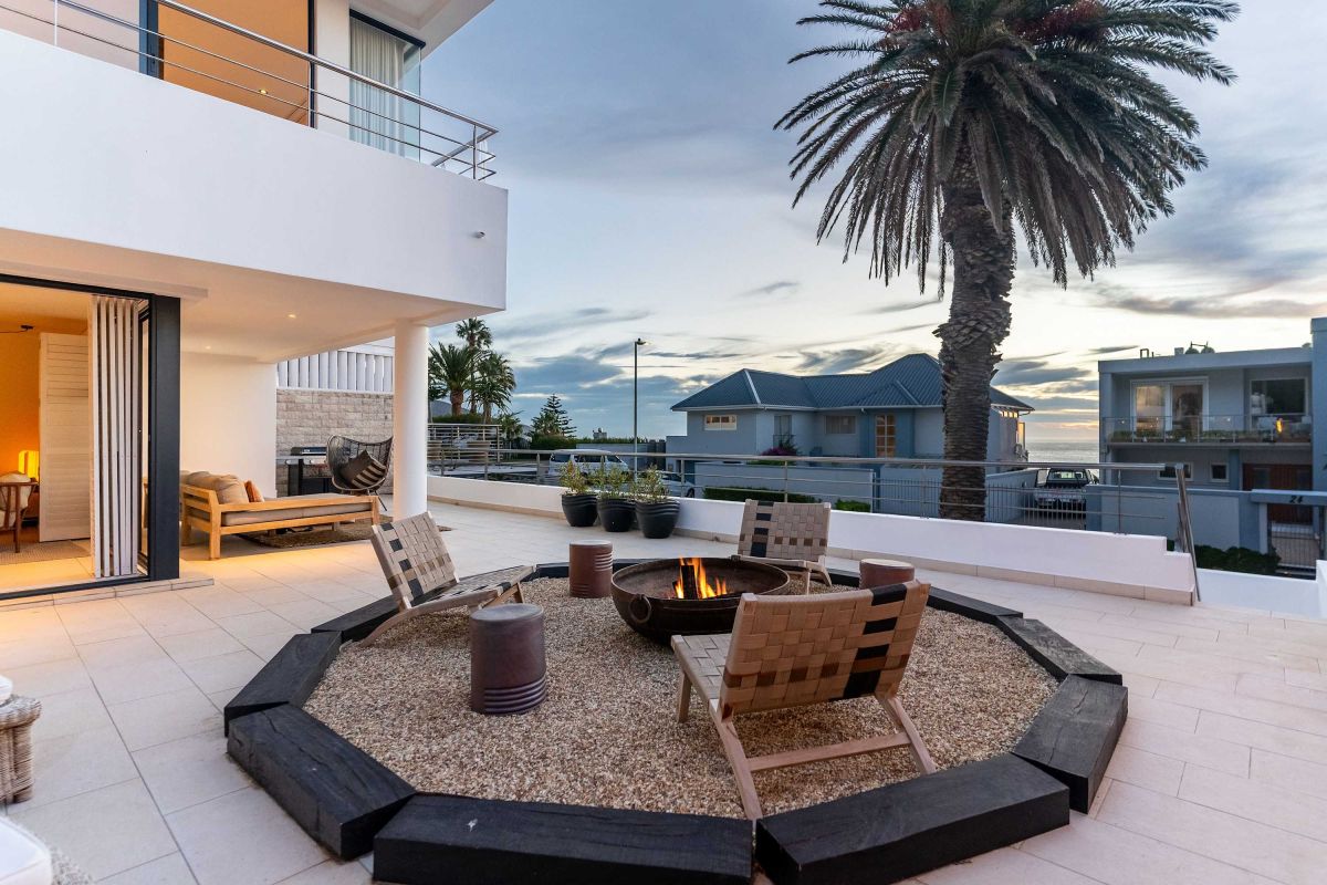 🌊 Cape House | Luxury 5 Bedroom Villa, Bakoven, Camps Bay, Cape Town