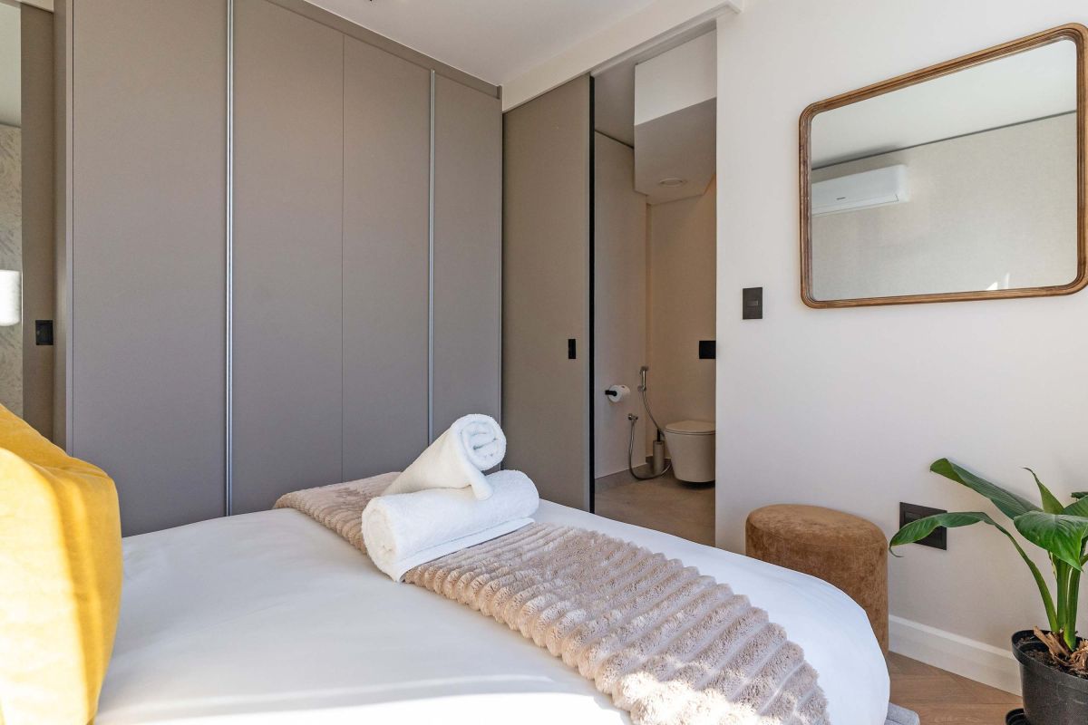 🌆 The Aerie Penthouse | Luxury 3 Bedroom Duplex Penthouse, Bo-Kaap, Cape Town