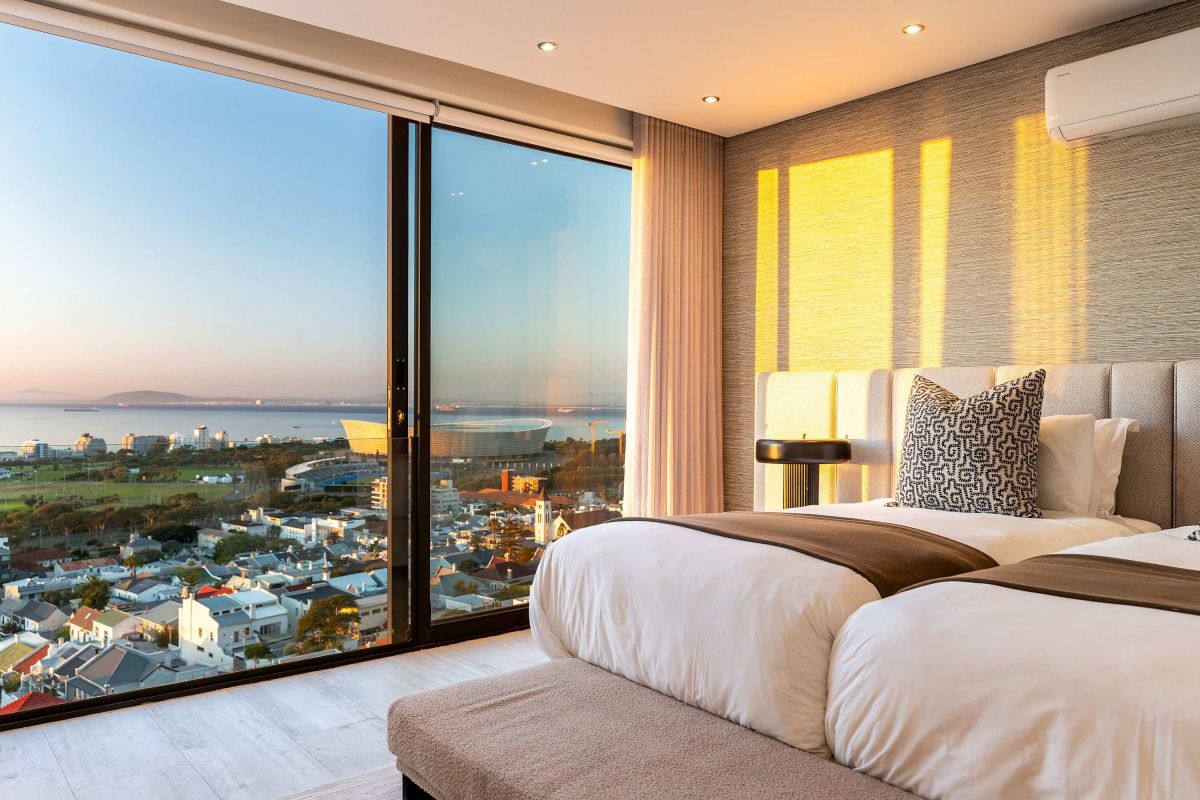 🌊 Iconic Views Green Point | Stylish 3 Bedroom Apartment, Green Point, Cape Town