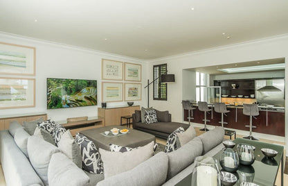 🌊 Ocean View Elegance | Luxury 4 Bedroom Villa, Bantry Bay, Cape Town