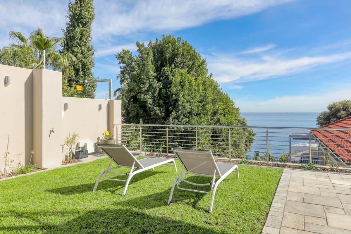 🌊 Lisburn on Clifton Beach House | Luxury 3 Bedroom Apartment, Clifton, Cape Town