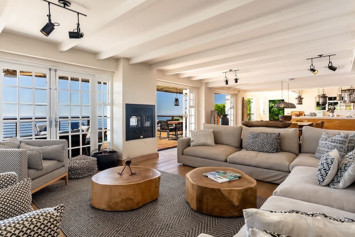 🌊 La Baia | Ultra-Luxury 6 Bedroom Villa, Camps Bay, Cape Town