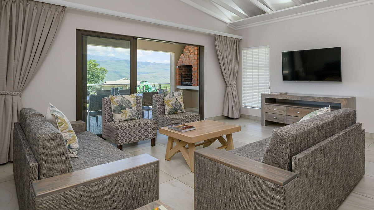 ⛰️ Two Bedroom Villa with Splash Pool | Cayley Mountain Resort, Drakensberg