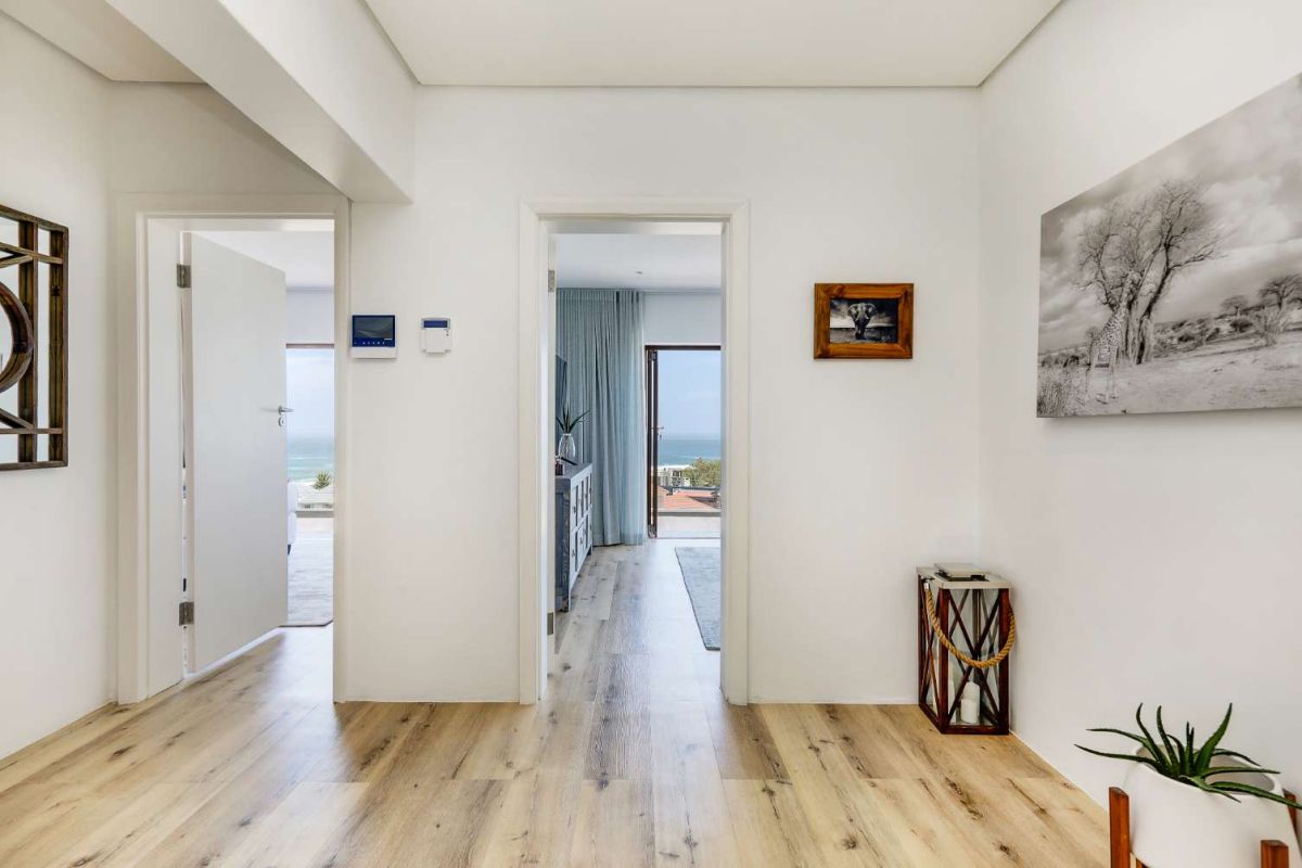 🌊 Jo Leo Villa | Luxury 5 Bedroom Villa, Camps Bay, Cape Town