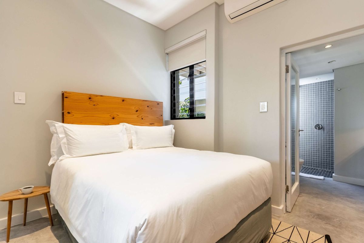 🌊 MNT Nelson Sea Point | Charming 2 Bedroom Townhouse, Sea Point, Cape Town