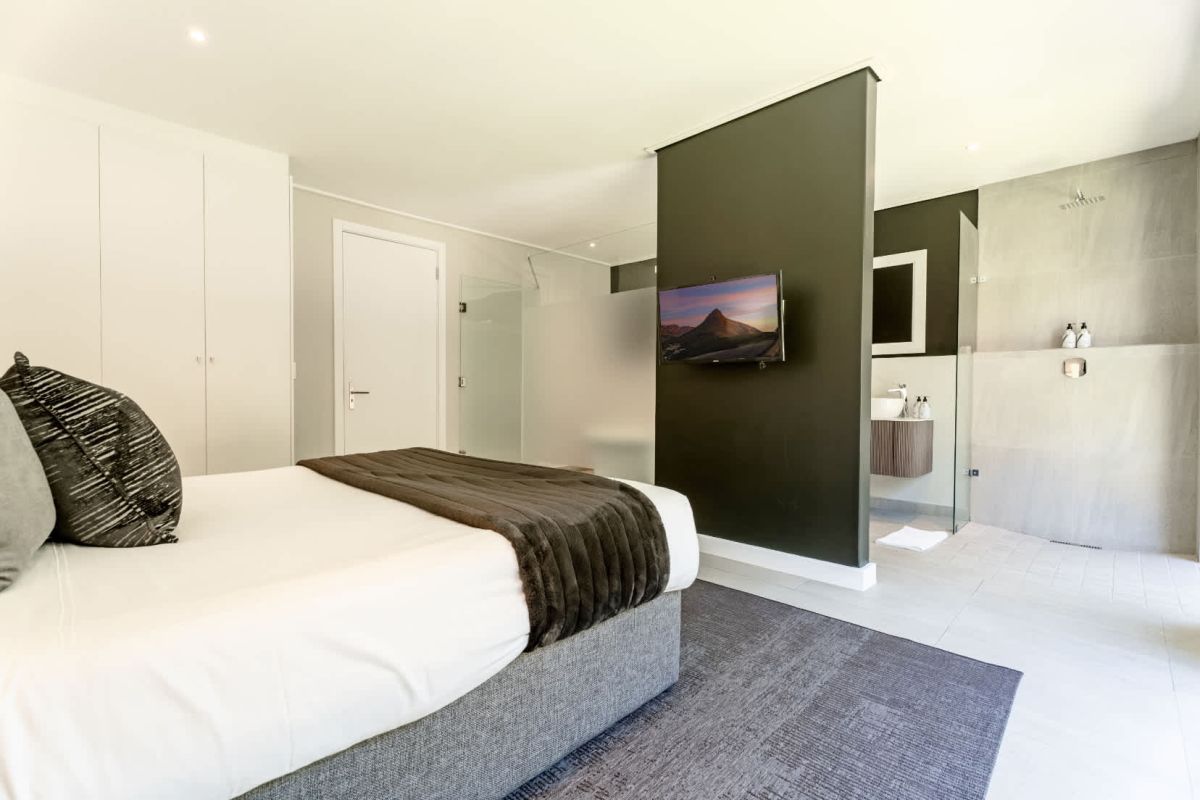 🌊 Ottawa Grand | Luxury 10 Bedroom Villa, Camps Bay, Cape Town