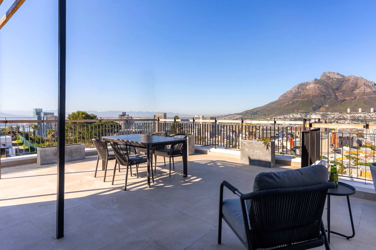 🌆 The Aerie Penthouse | Luxury 3 Bedroom Duplex Penthouse, Bo-Kaap, Cape Town