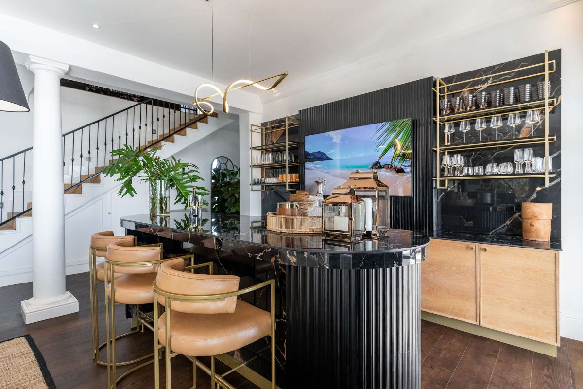 🌊 Gatsby Noir | Luxury 4 Bedroom Villa, Camps Bay, Cape Town