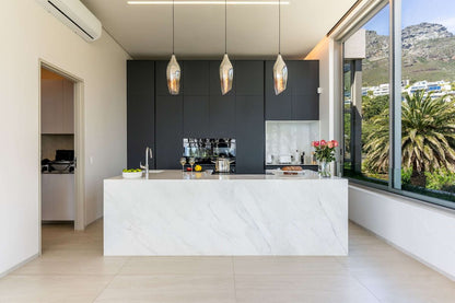 🌊 The Glasshouse | Luxury 3 Bedroom Townhouse, Camps Bay, Cape Town