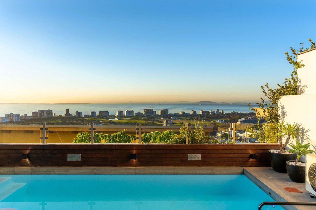 🌊 Iconic Views Green Point | Stylish 3 Bedroom Apartment, Green Point, Cape Town