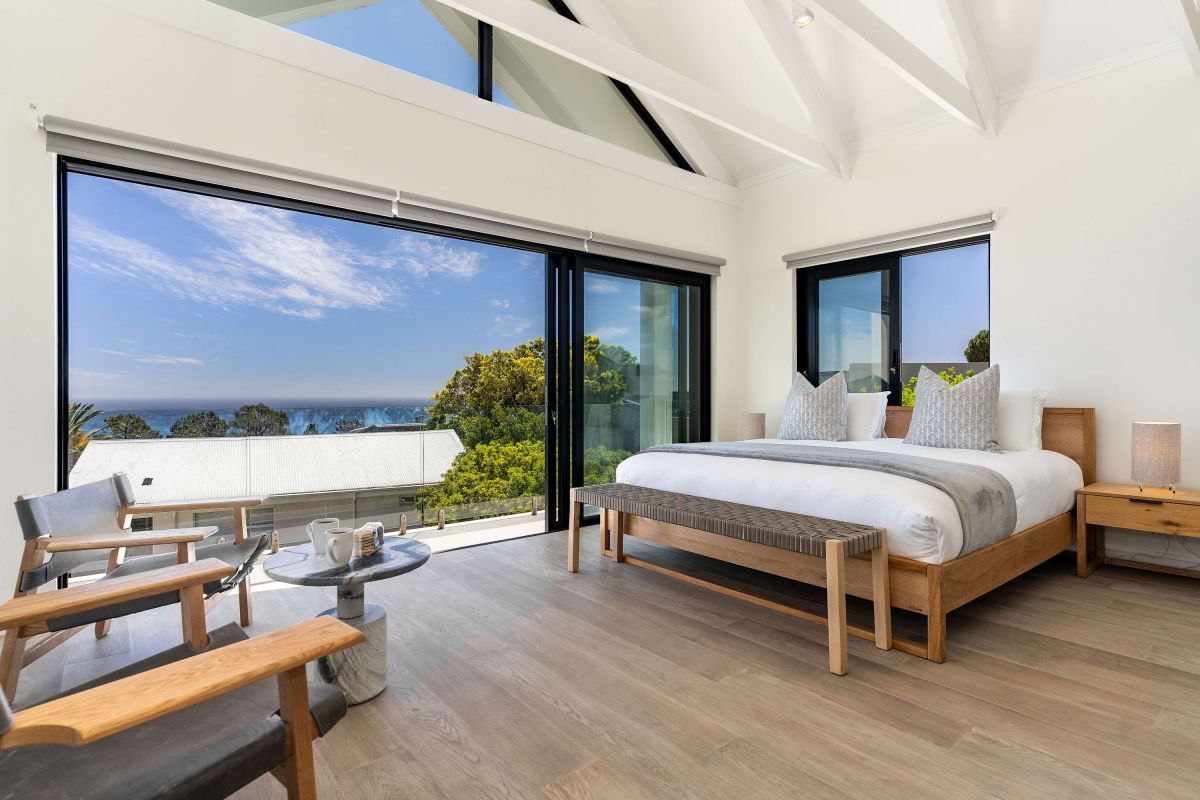 🌊 Crystal Bay Villa | Luxury 4 Bedroom Villa, Bakoven, Camps Bay, Cape Town