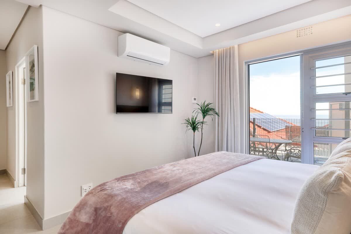 🌊 Lisburn on Clifton Beach House | Luxury 3 Bedroom Apartment, Clifton, Cape Town