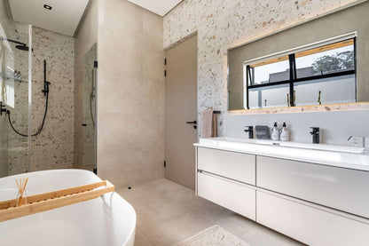 🌆 The Aerie Penthouse | Luxury 3 Bedroom Duplex Penthouse, Bo-Kaap, Cape Town