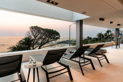 🌊 Amashe Luxe Apartment | Luxury 3-Bedroom Apartment, Bakoven, Camps Bay
