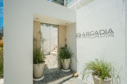 🌊 Ocean View Elegance | Luxury 4 Bedroom Villa, Bantry Bay, Cape Town