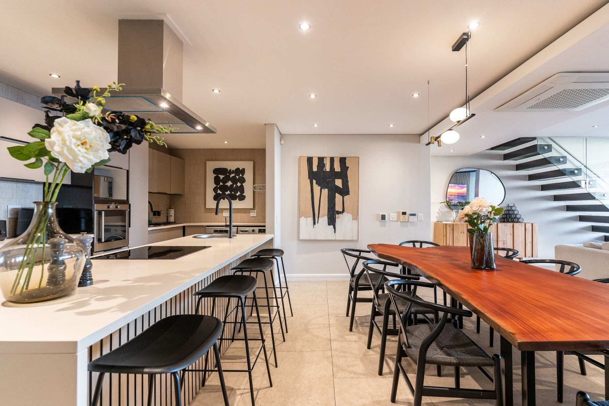 🌊 Iconic Views Green Point | Stylish 3 Bedroom Apartment, Green Point, Cape Town