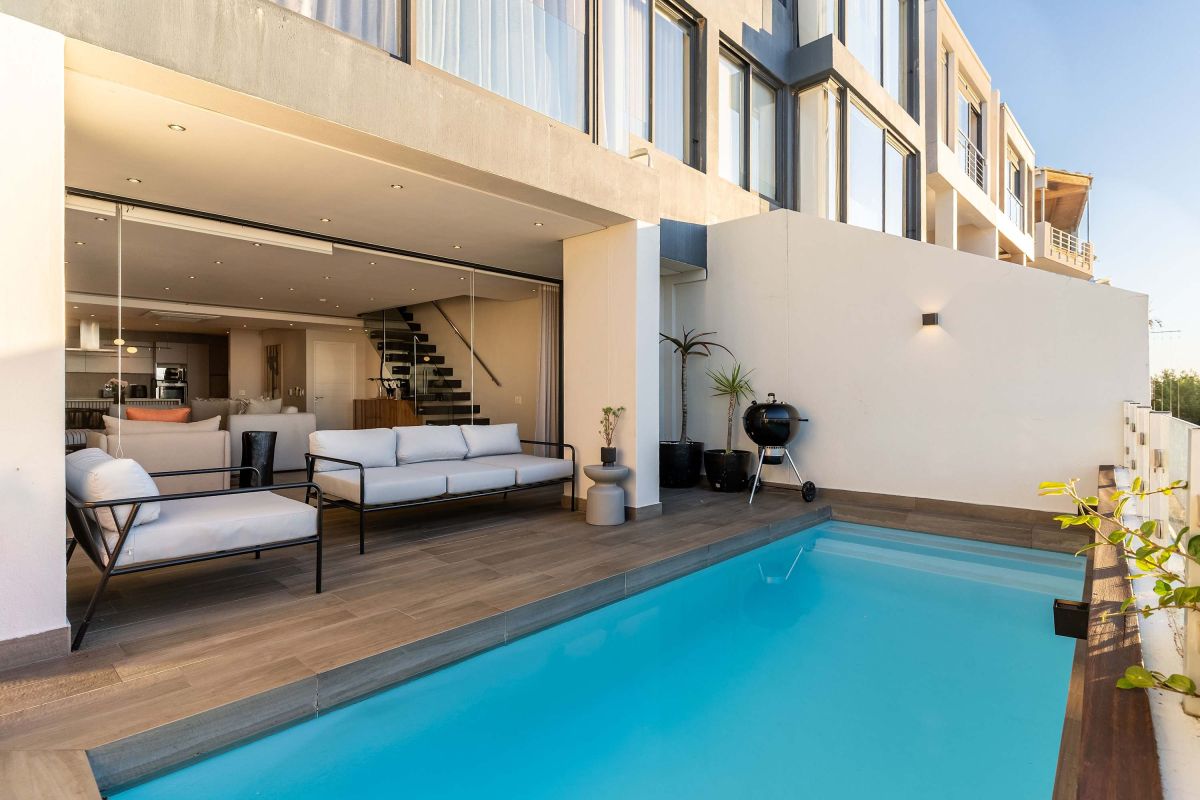 🌊 Iconic Views Green Point | Stylish 3 Bedroom Apartment, Green Point, Cape Town
