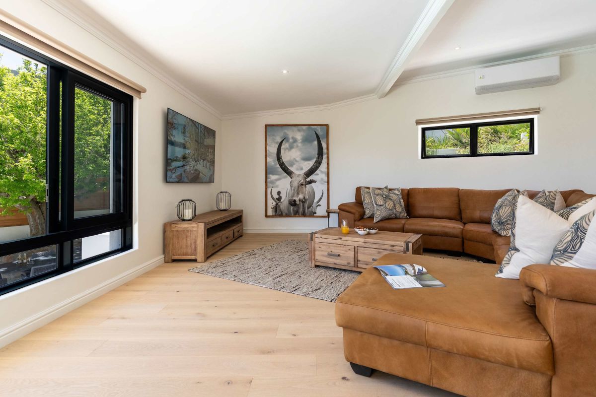 🌊 Crystal Bay Villa | Luxury 4 Bedroom Villa, Bakoven, Camps Bay, Cape Town