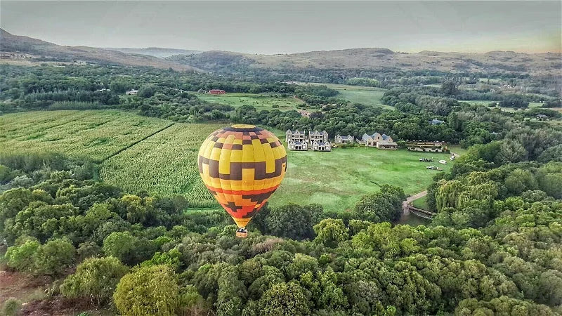 💕 Exclusive Hot Air Balloon Flight for Two at Airventures