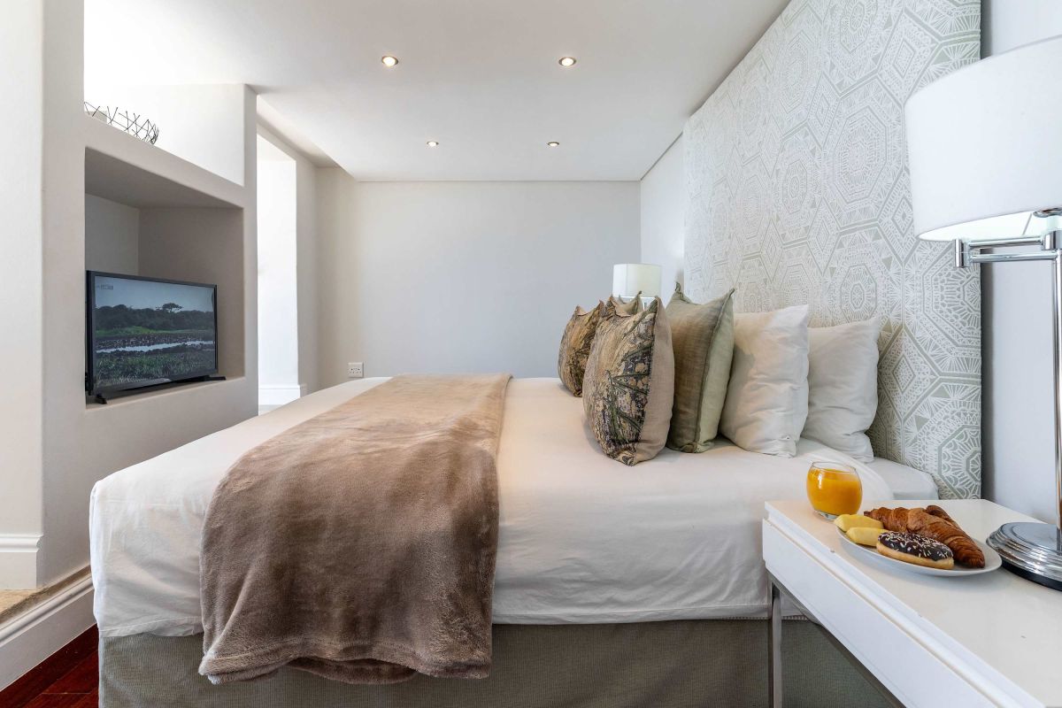 🌊 Bakoven Serenity | Luxury 4 Bedroom Villa, Bakoven, Camps Bay