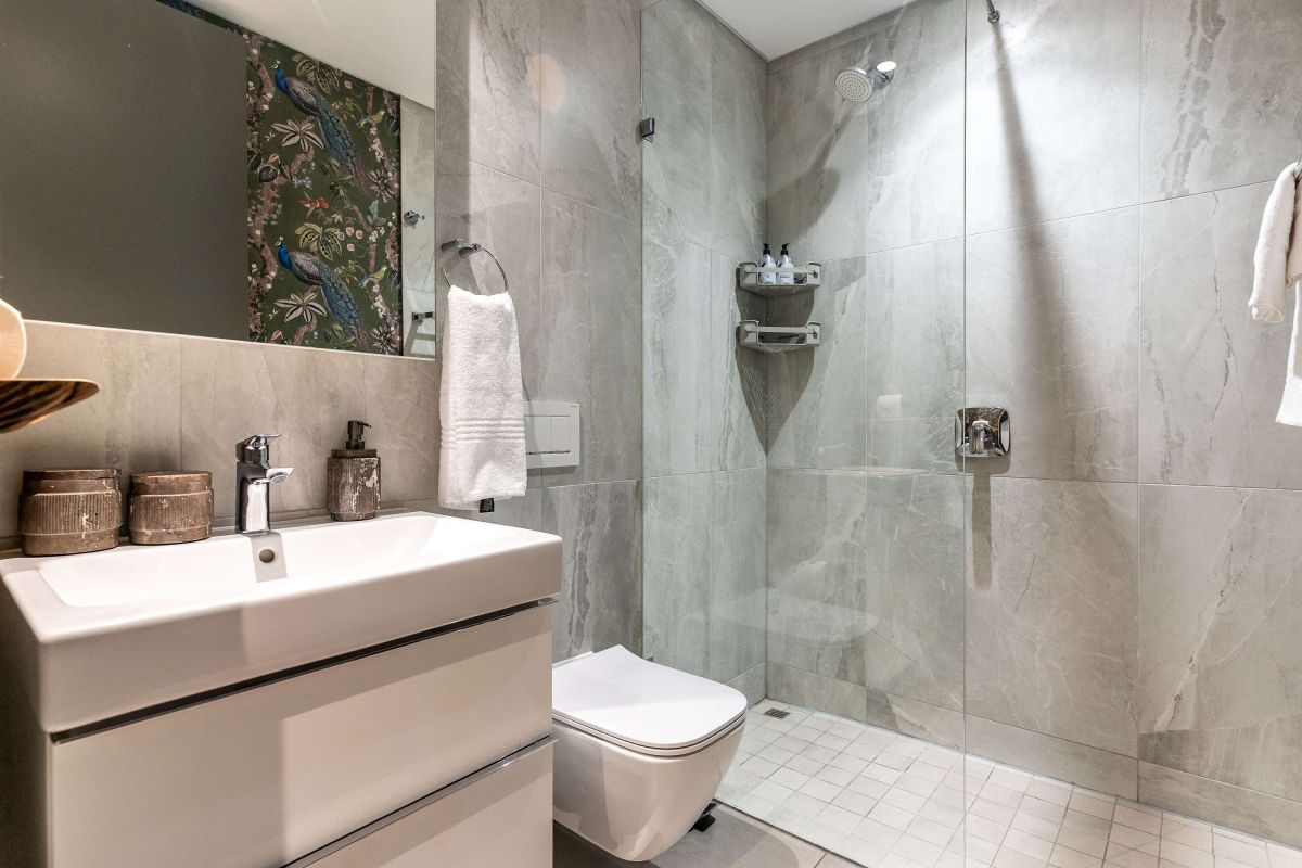 🌆 1509 on Strand | Modern 2 Bedroom Apartment, De Waterkant, Cape Town