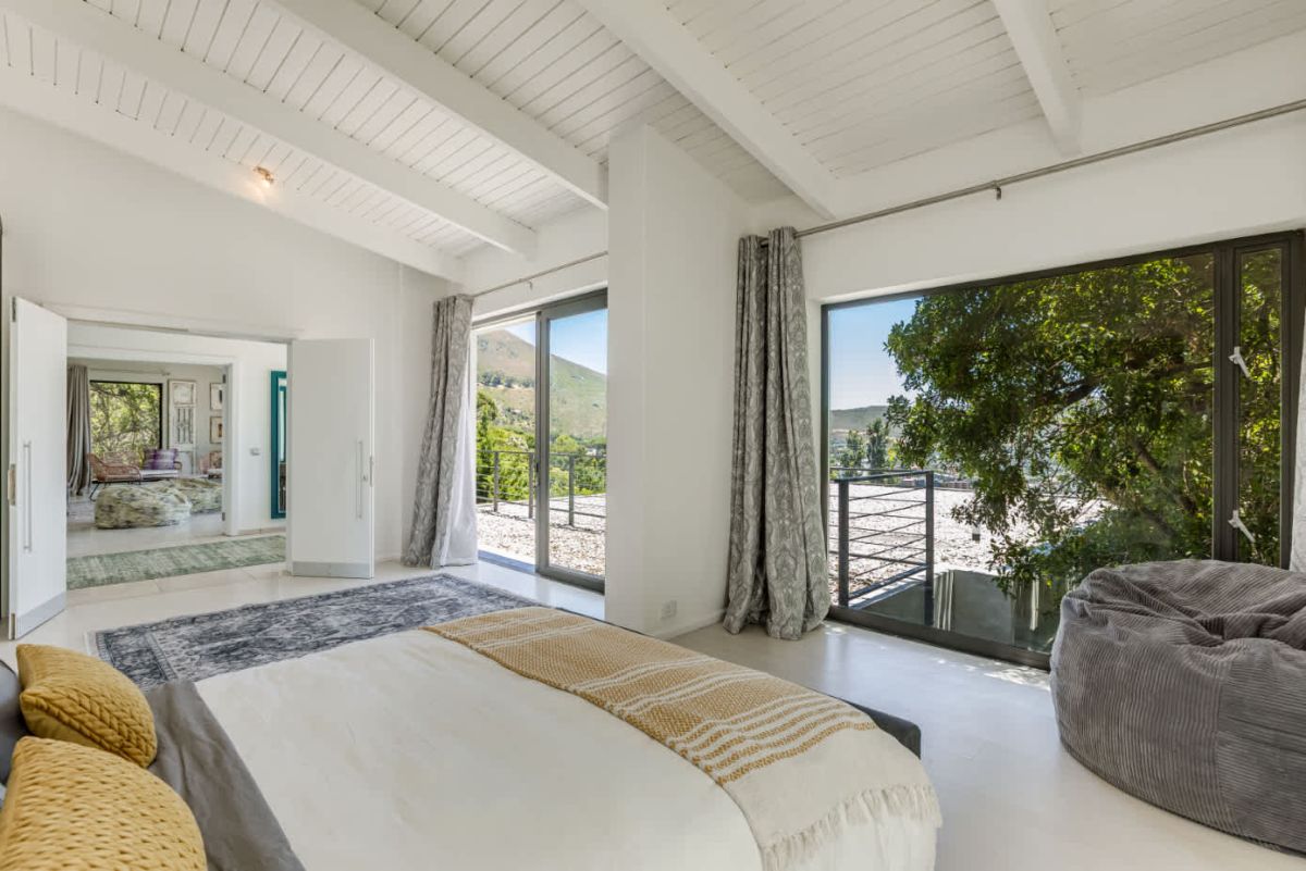 🌆 At Altitude Cape Town | Luxury 4 Bedroom Villa, Higgovale, Cape Town