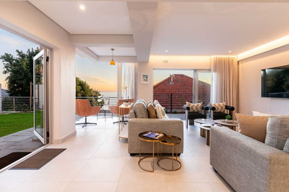 🌊 Lisburn on Clifton Beach House | Luxury 3 Bedroom Apartment, Clifton, Cape Town
