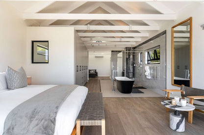 🌊 Crystal Bay Villa | Luxury 4 Bedroom Villa, Bakoven, Camps Bay, Cape Town